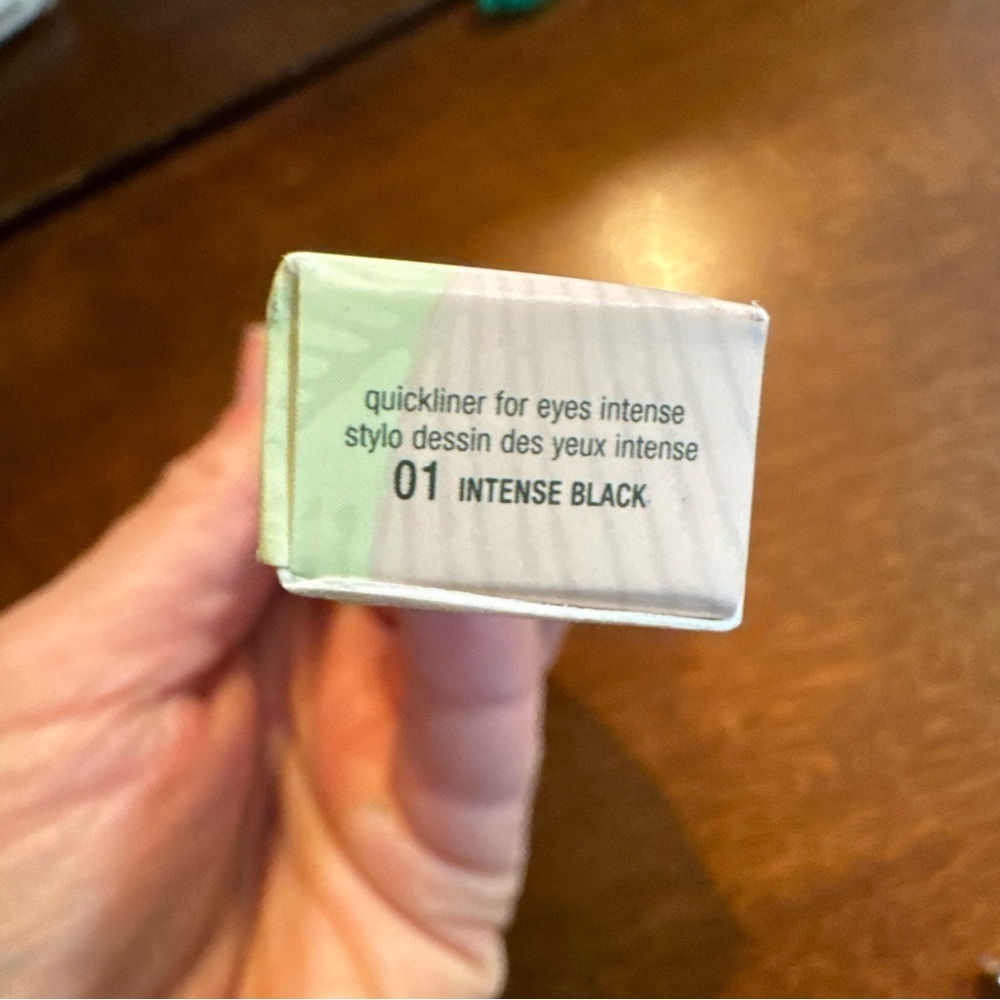 New Clinique quick liner for eyes intense stylo
01 intense black .005oz - Picture 2 of 4